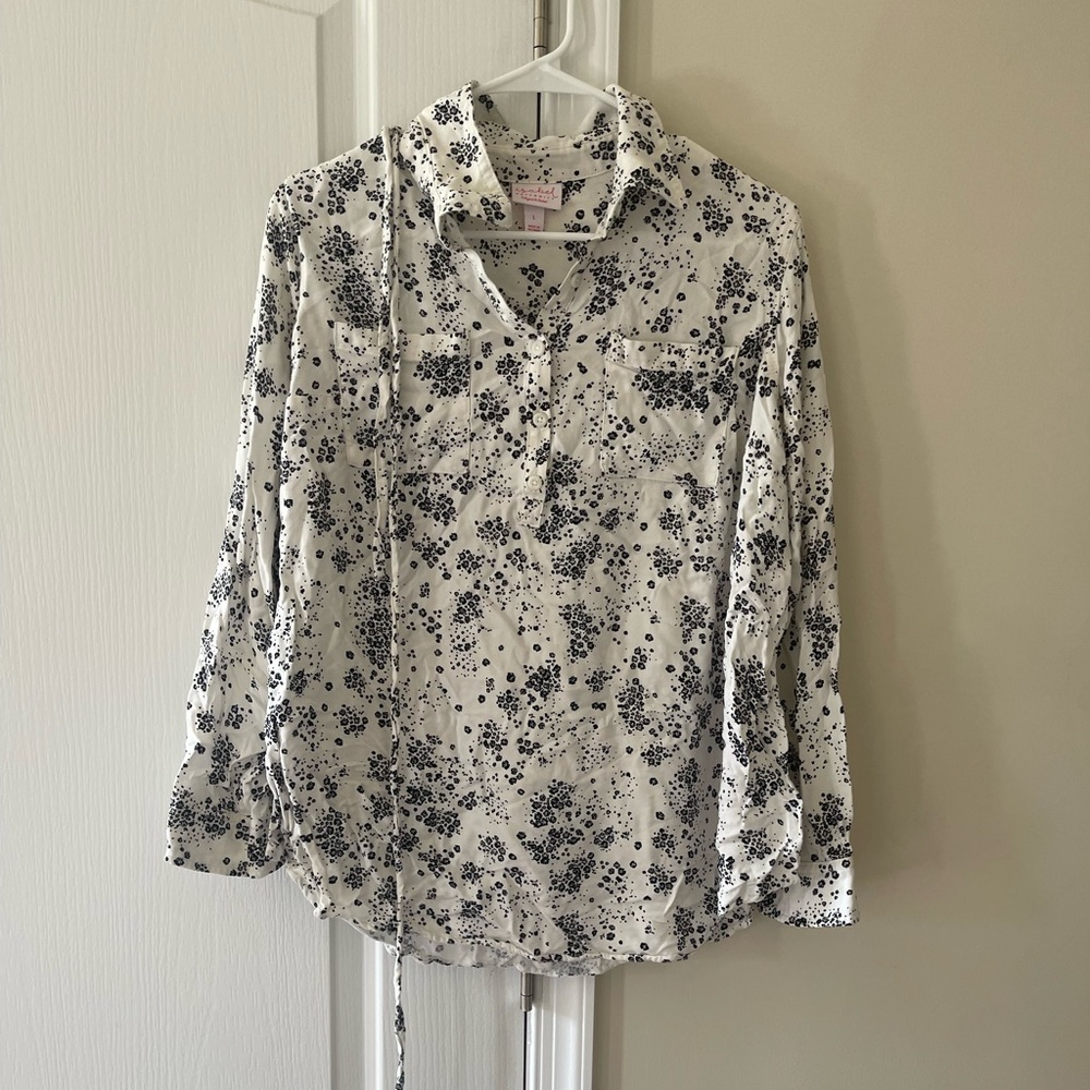 Ingrid + Isabel maternity top